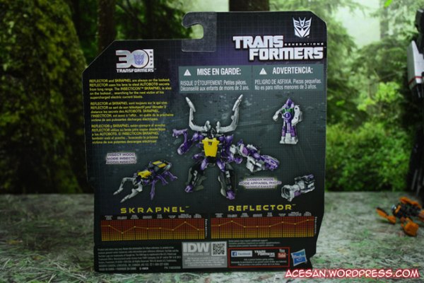 Out Of Package Skrapnel With Reflector Images Of Transformers Generations Legends 2 Pack  (2 of 16)